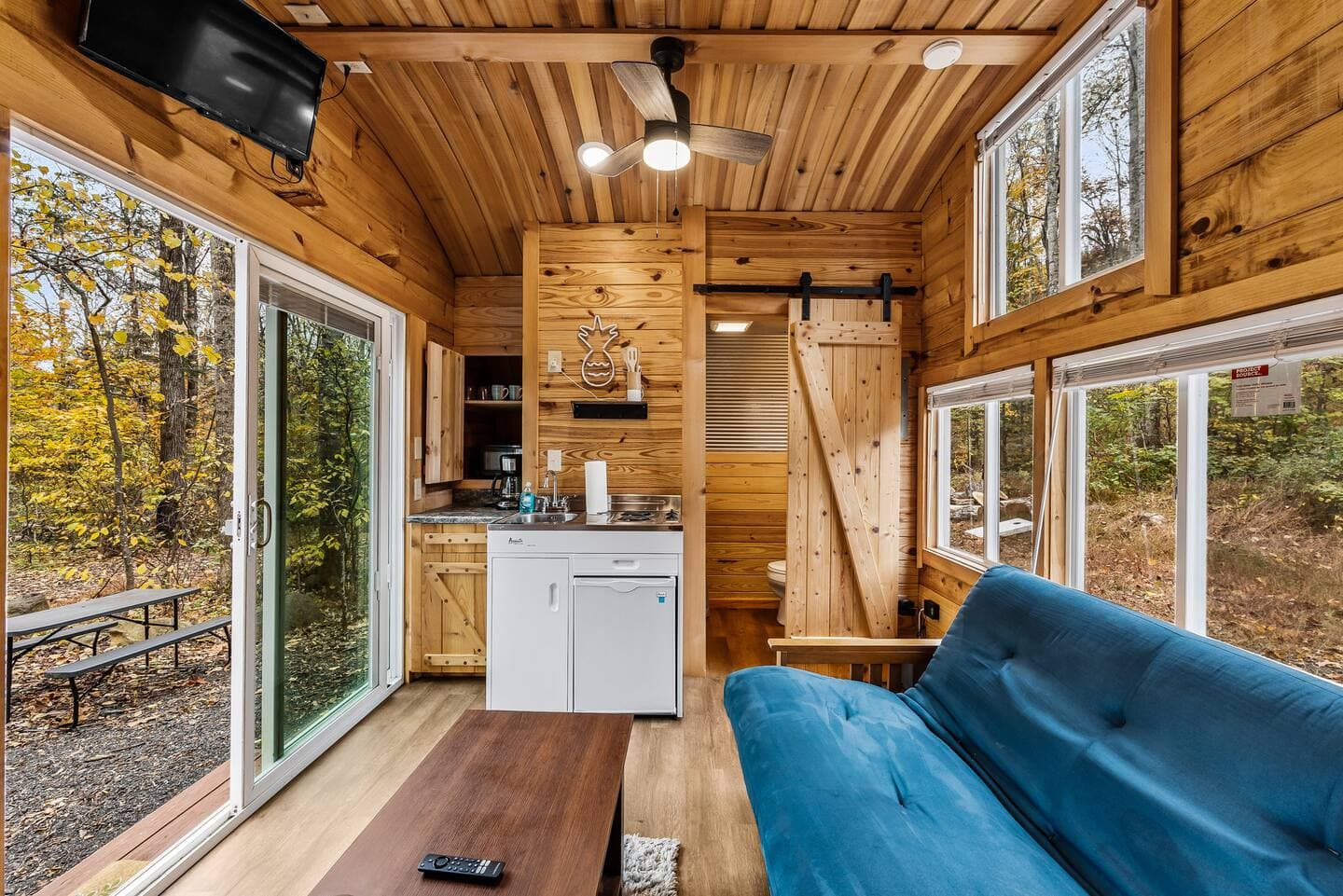 Beach Pod thumbnail 2