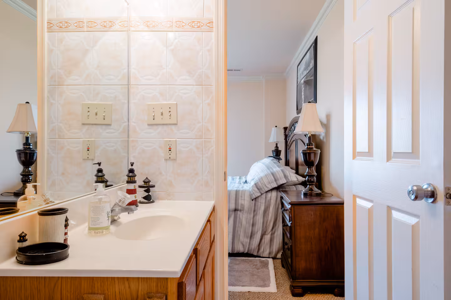 Lake House thumbnail 11