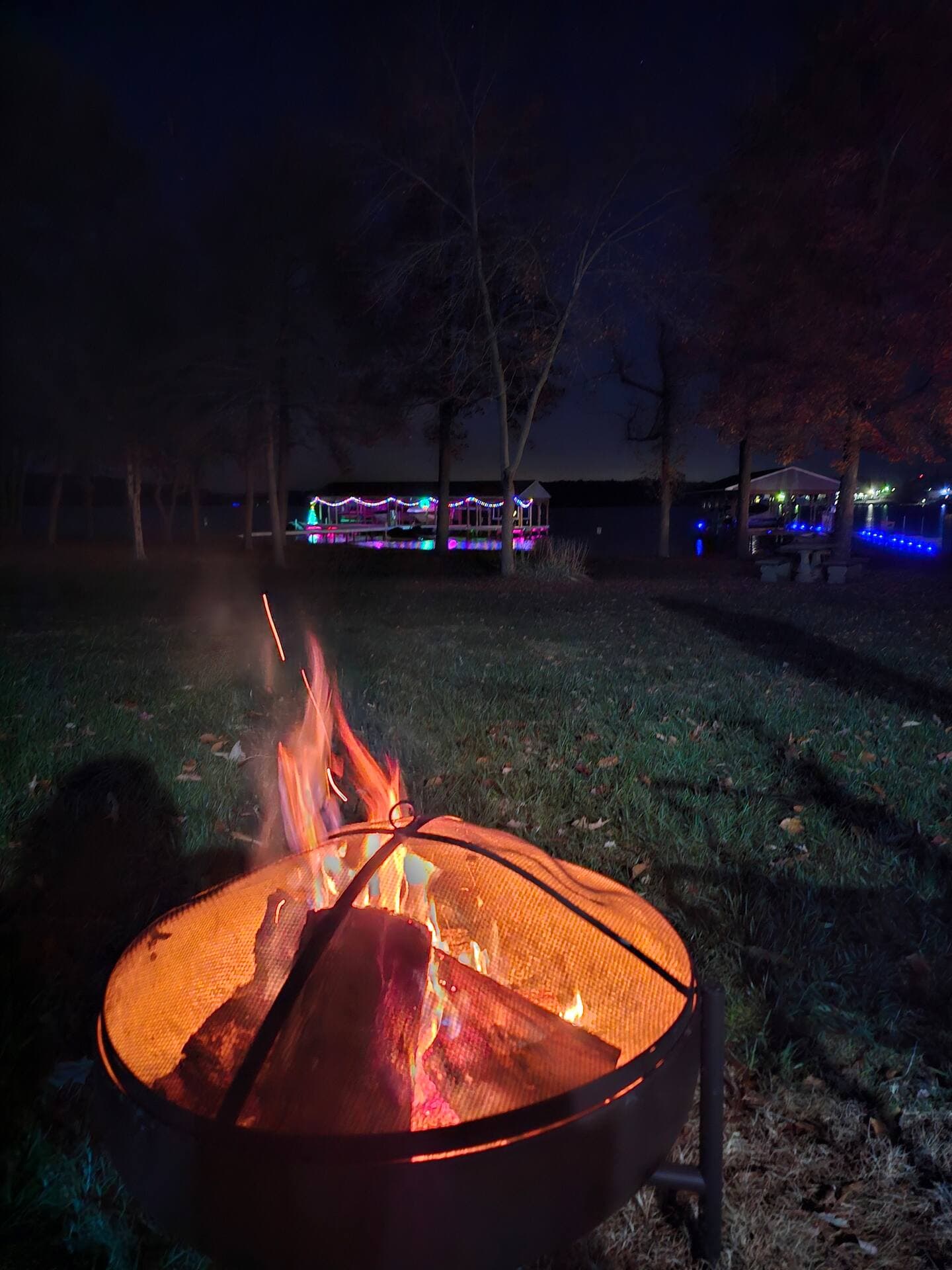 Lake House thumbnail 18