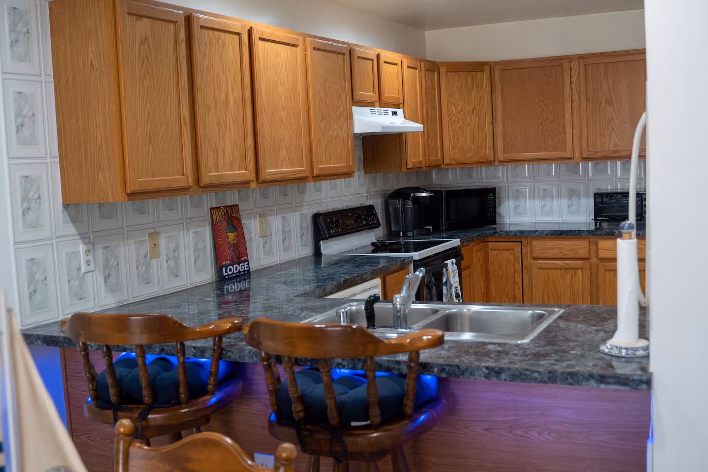 Lake House thumbnail 4