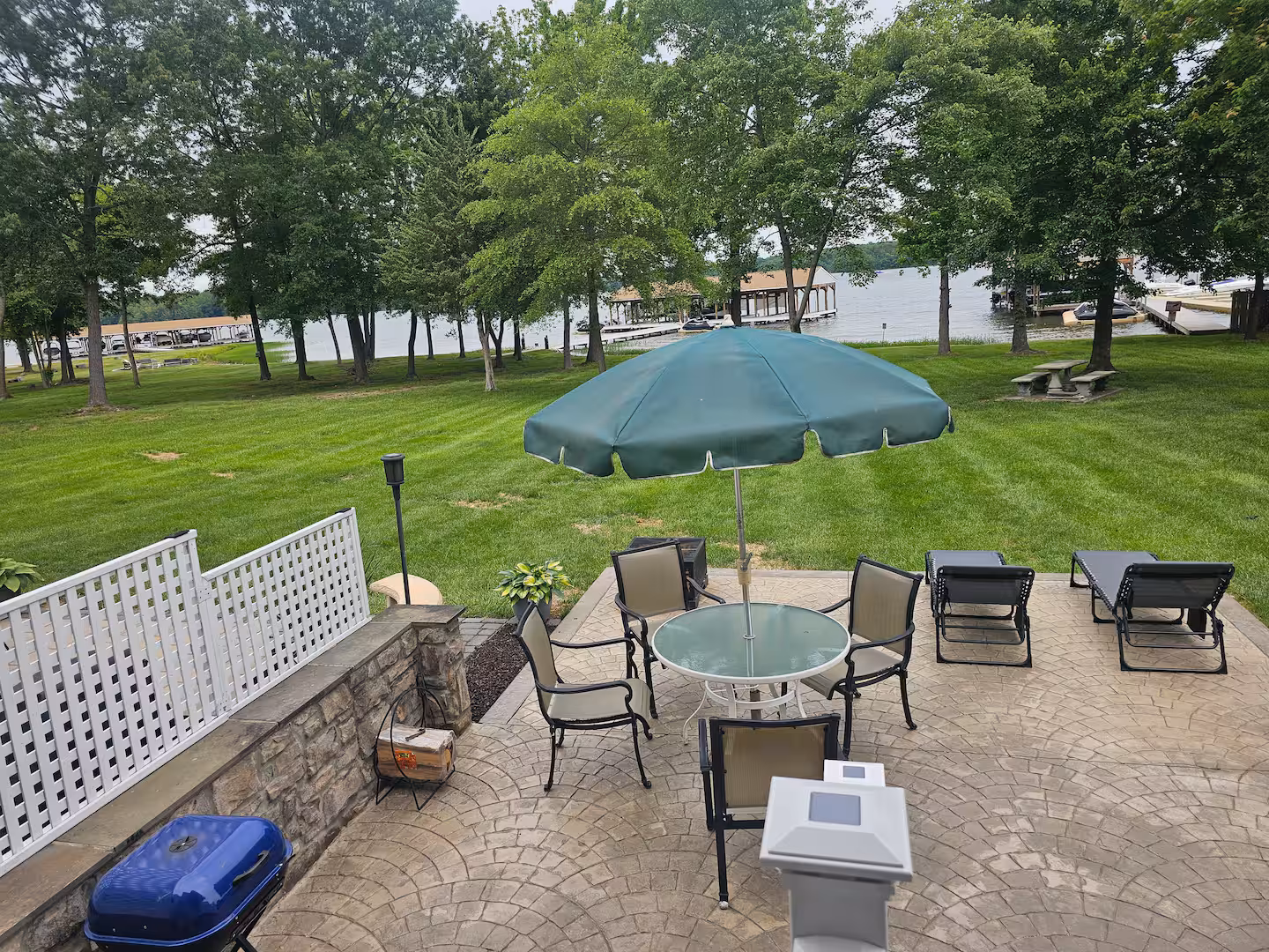 Lake House thumbnail 15